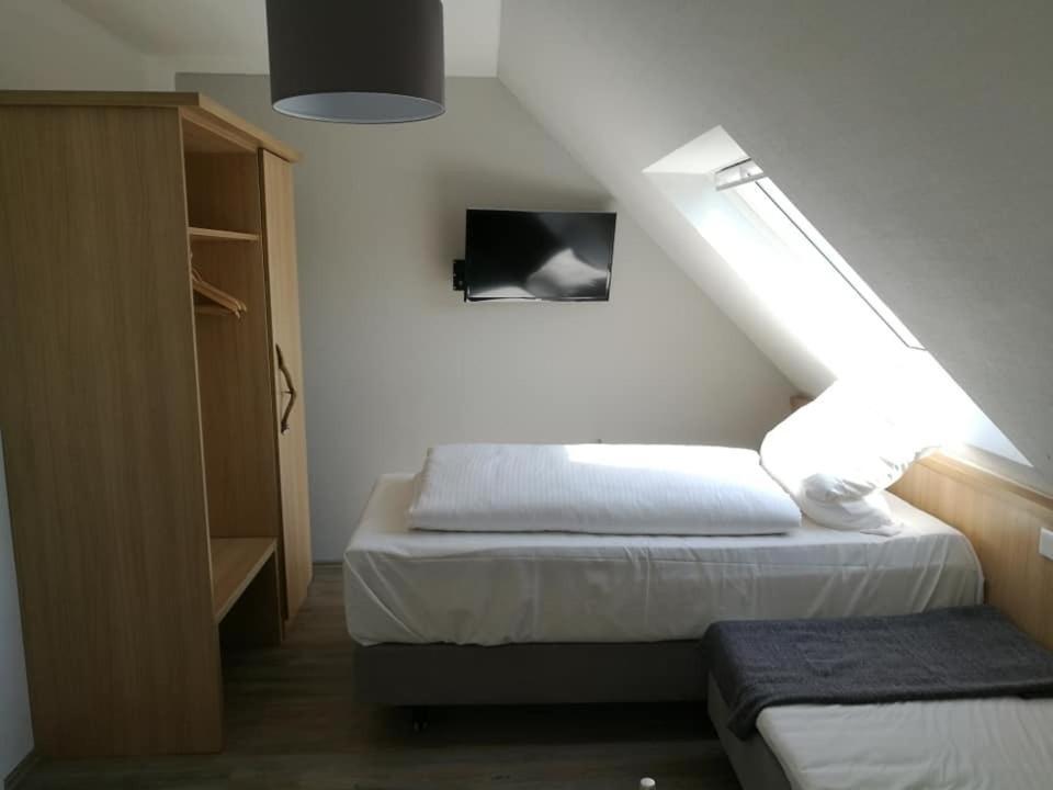 Inn Landgasthof "Zur Gemuetlichkeit" Mombris Quarto foto