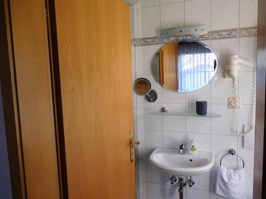 Inn Landgasthof "Zur Gemuetlichkeit" Mombris Quarto foto
