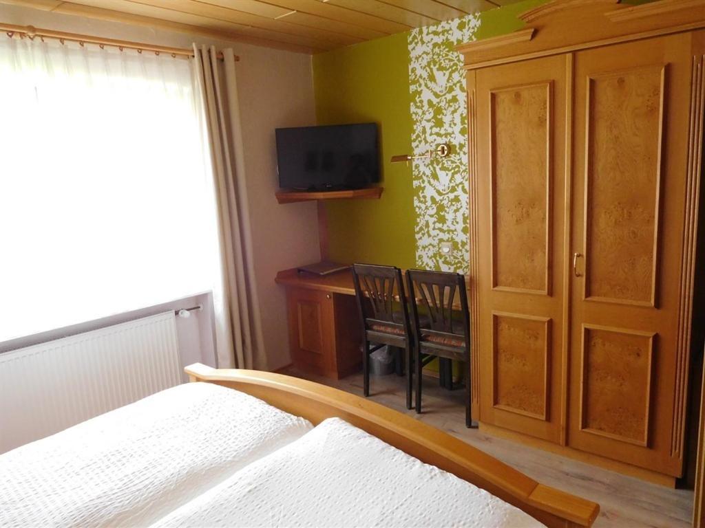 Inn Landgasthof "Zur Gemuetlichkeit" Mombris Quarto foto