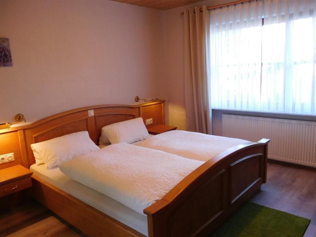 Inn Landgasthof "Zur Gemuetlichkeit" Mombris Quarto foto